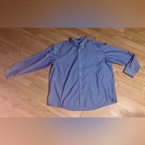 🏷️🏷️Men’s XXL Eddie Bauer wrinkle resistant Blue pin striped button up Shirt